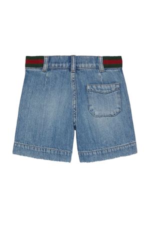 Blue washed denim bermuda GUCCI KIDS | 759867XDCRW4447